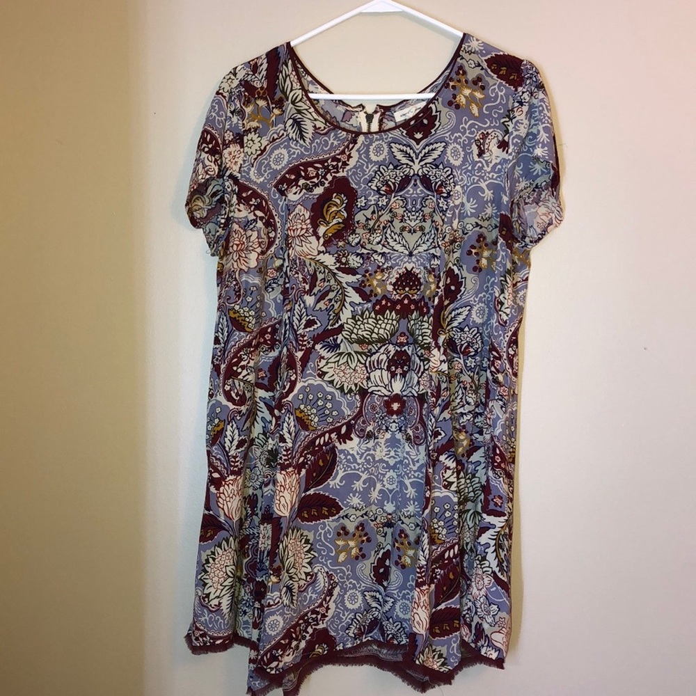 Silence + Noise UO Flowy Floral Dress